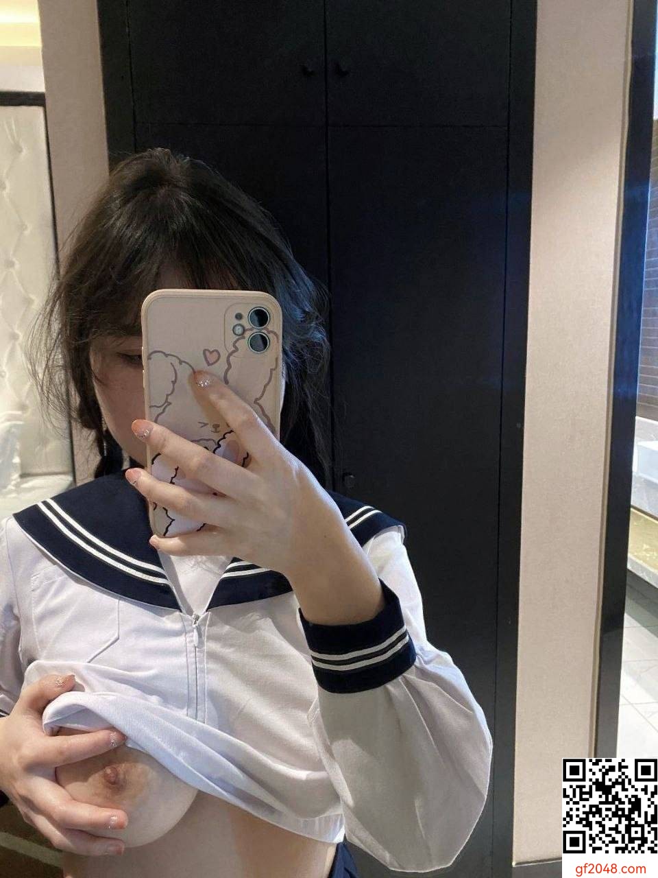 反差正妹居家自拍
