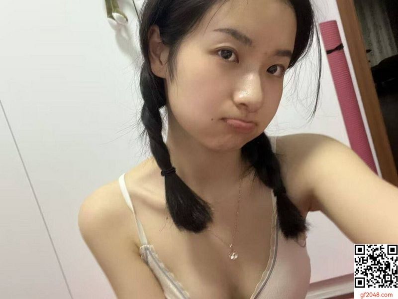 妹子被搞了