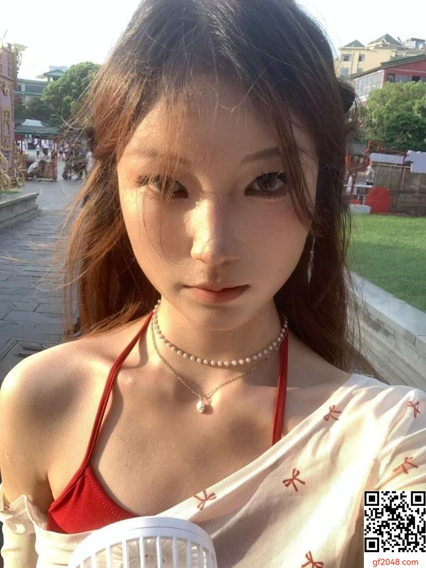 網友投稿，分享小女友歡迎大家評論