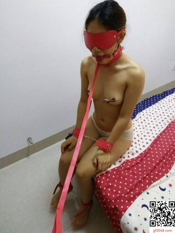 妮妮自慰