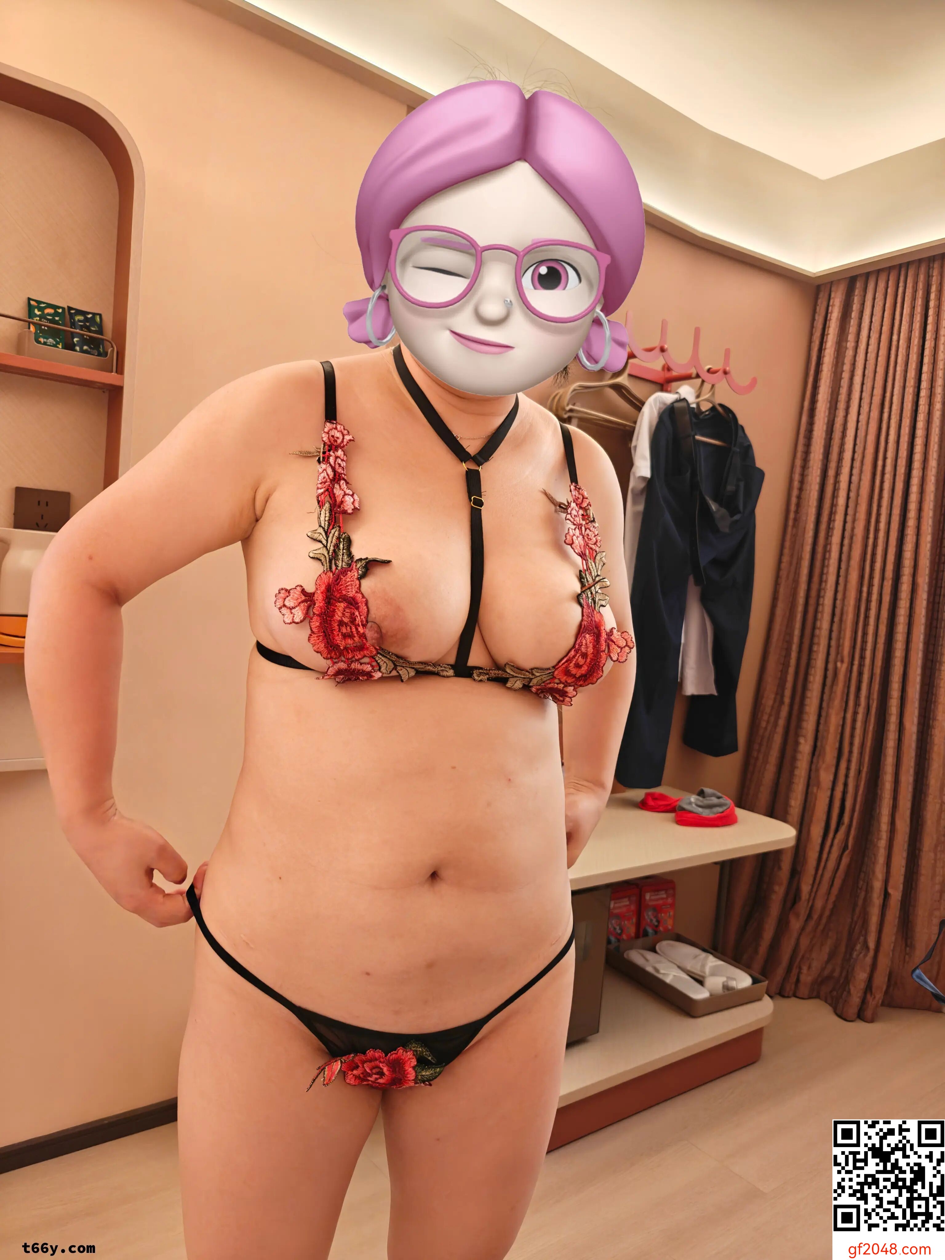 [原创]图床过期重发 丰乳肥臀第三弹 从小肥臀日到了熟妇人妻，一如既往的半天然白虎[26P]