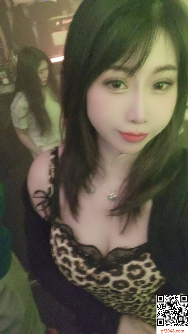 端庄的性感小妹 [48P]