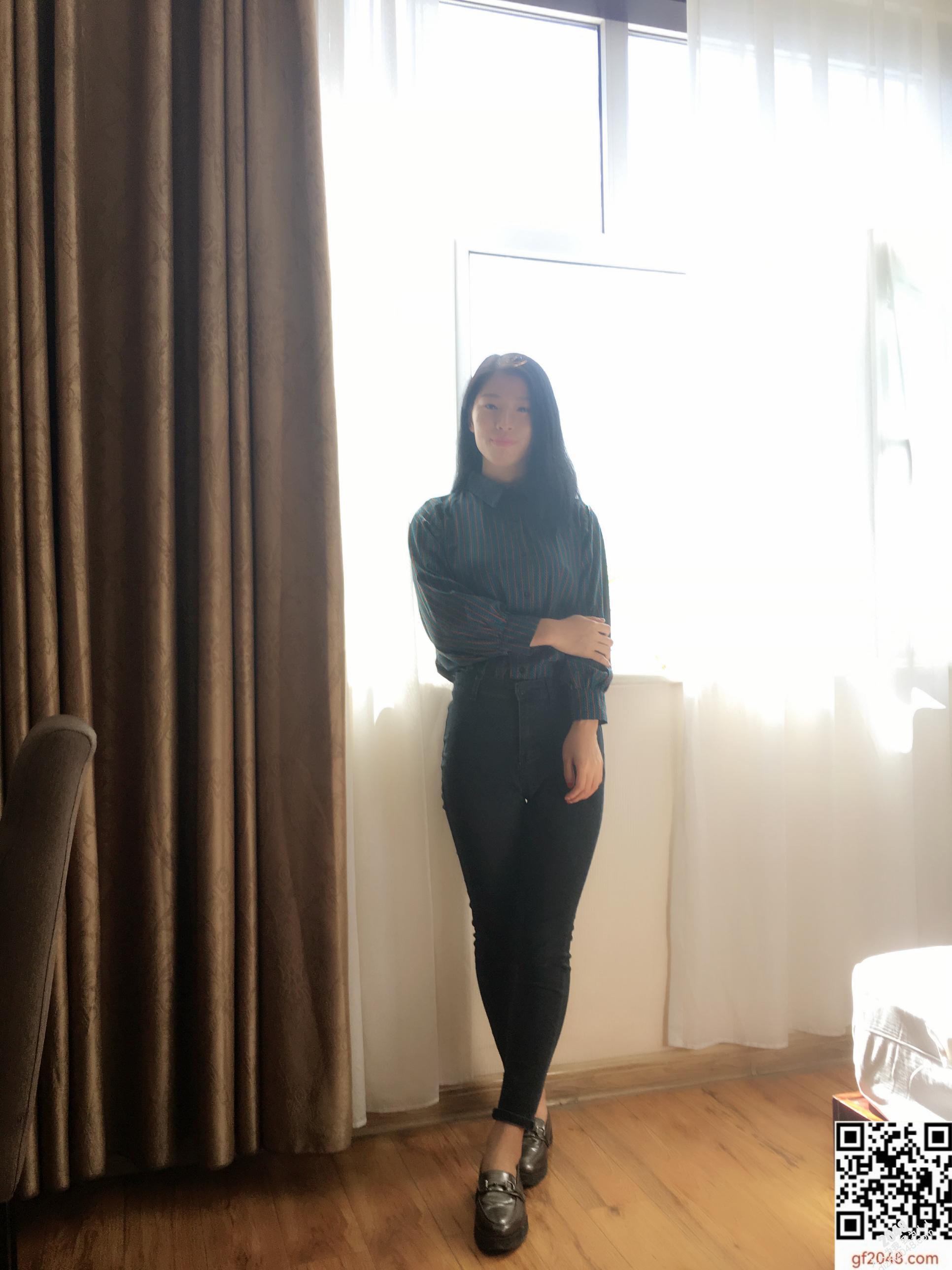 年纪轻轻小少妇［26P］