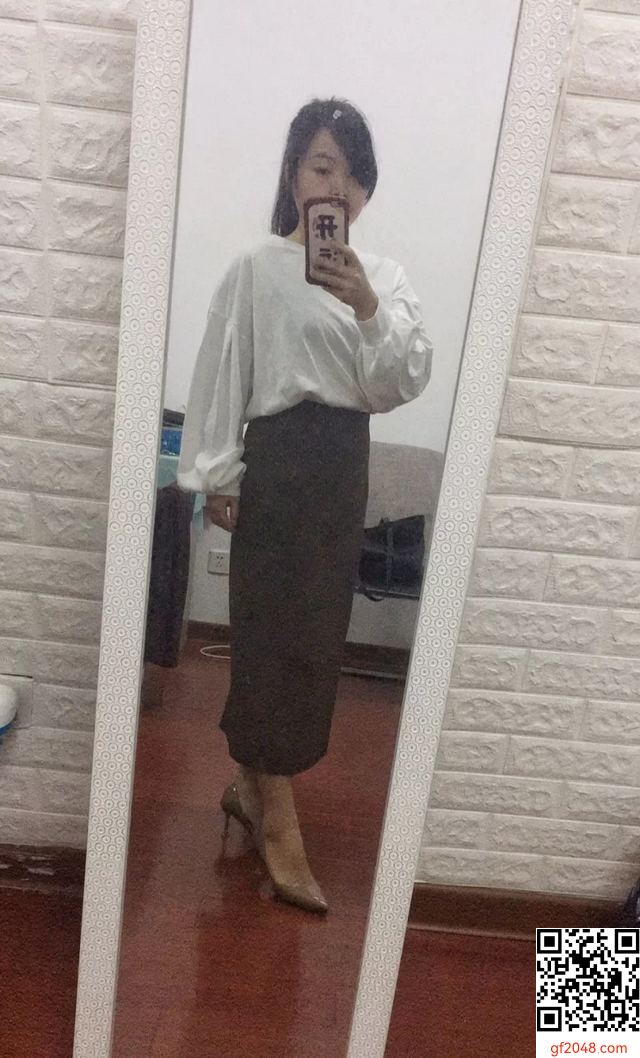 反差学妹[11P]