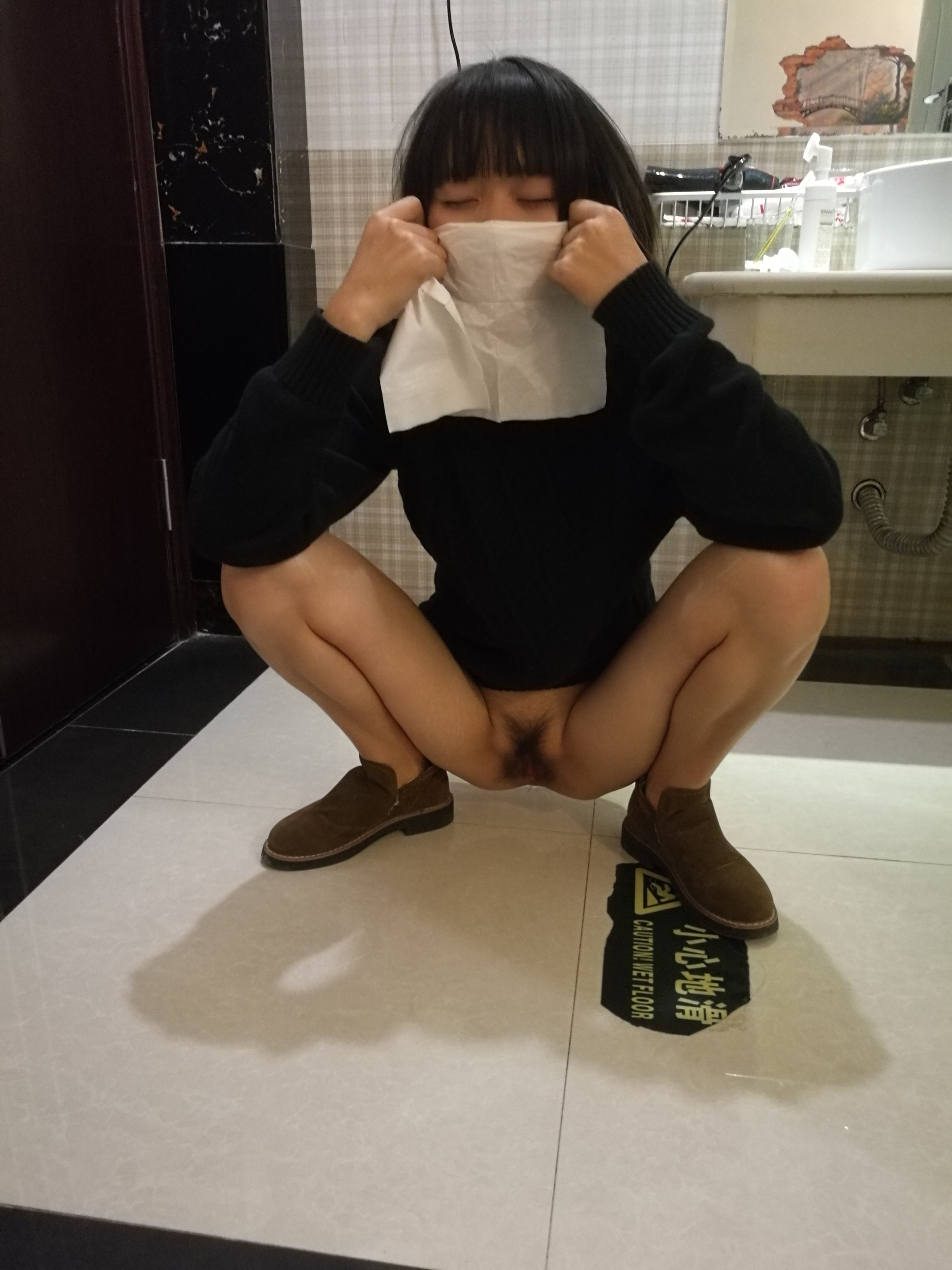 曾经的小母狗 如今不知是谁的老婆[22P]