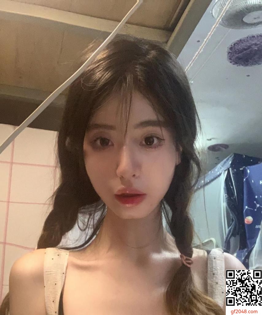 小情侣激情[52P][2V]