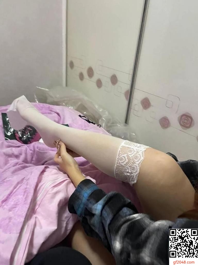 偷吃女大[10P]