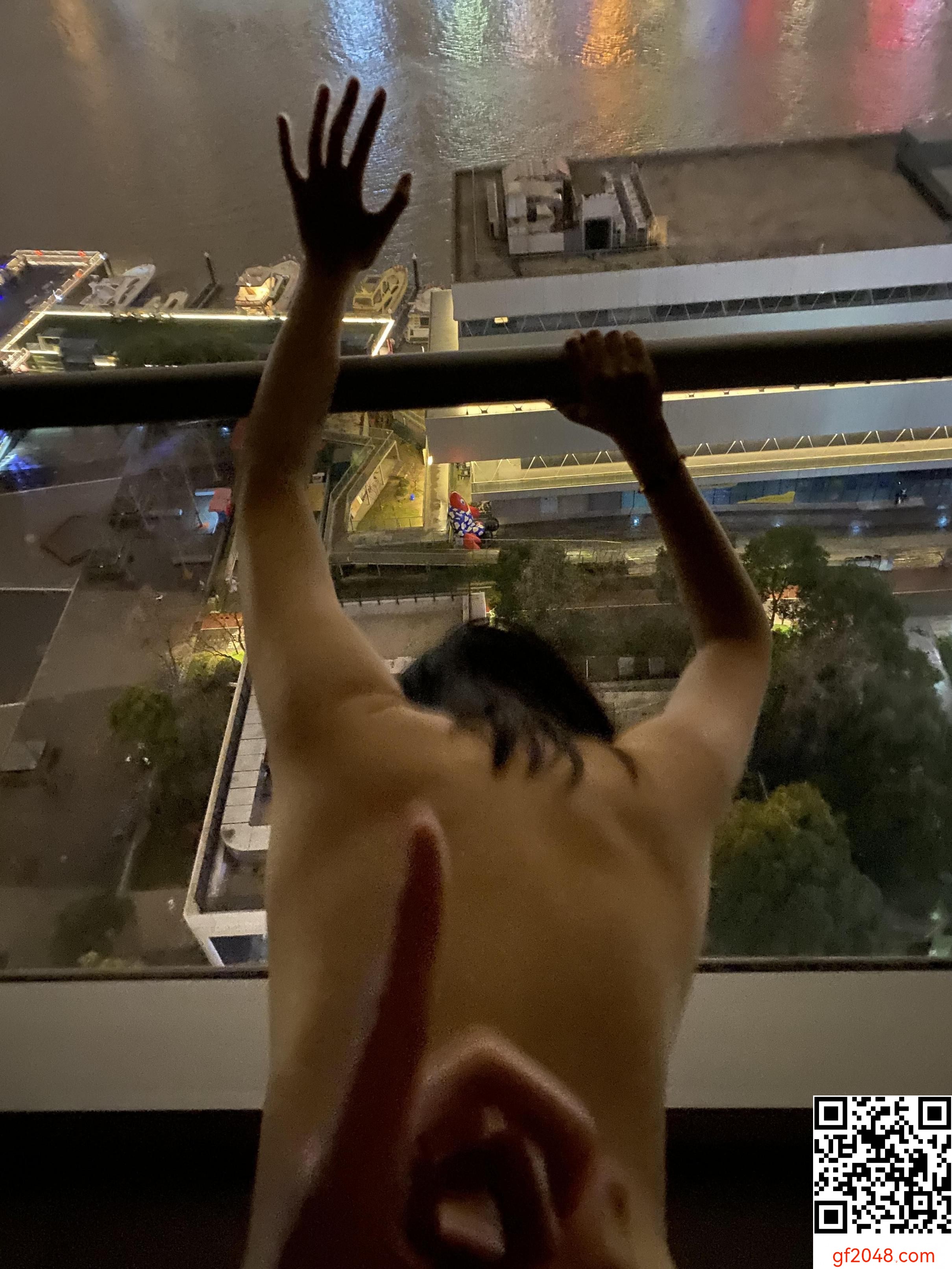 [原创]分享最近和老婆的日常，上一次分享的时候她还是研究生，现在已经是满满的人妻味了，希望大家刺激评论，老婆会看，021地区的可交流[20P]