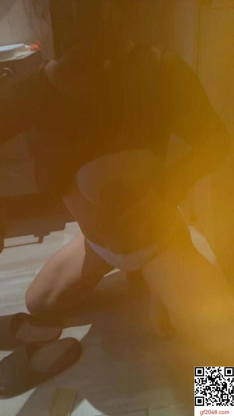 [原创]单女征集单男[四川地区单男勿扰]有偿有偿手势认证[10P]