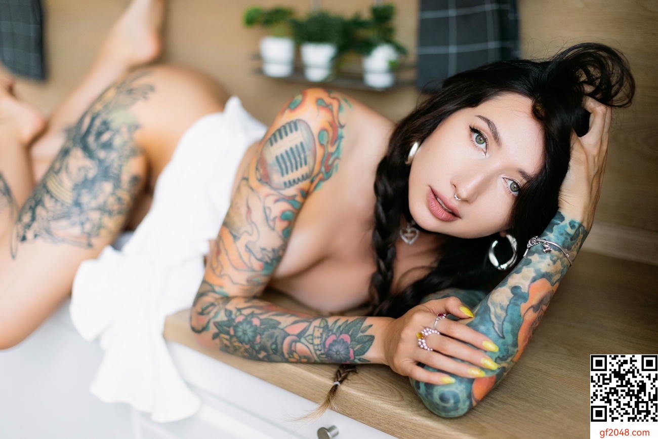【Suicide Girls】Mar 07, 2026 - Elune - What Does Your Cat Do When You'r...