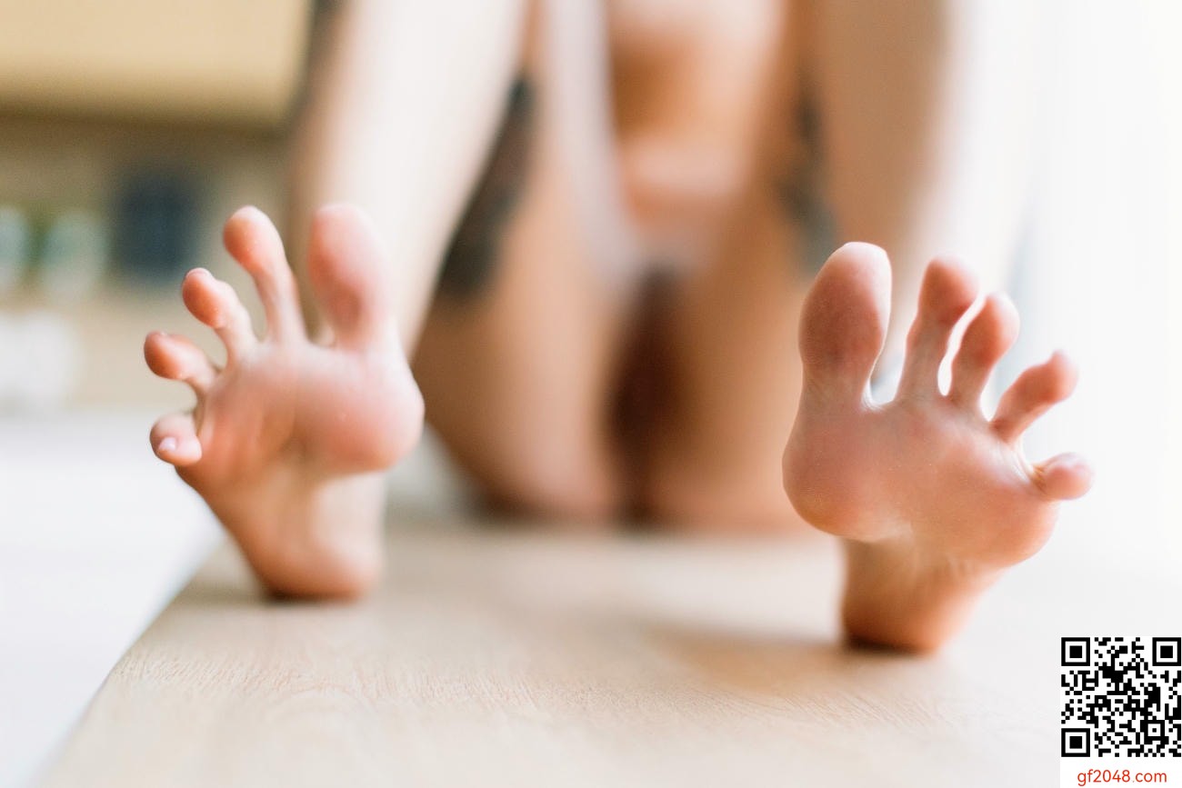 【Suicide Girls】Mar 07, 2026 - Elune - What Does Your Cat Do When You'r...