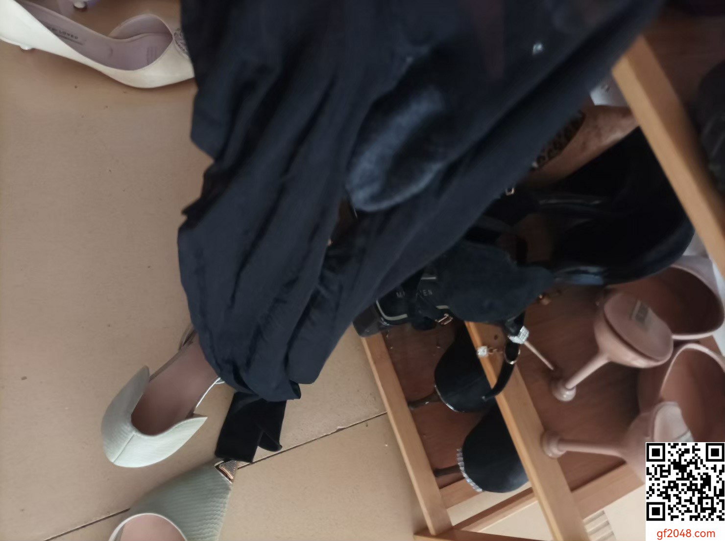 [自拍] 小母狗同事  (21P)