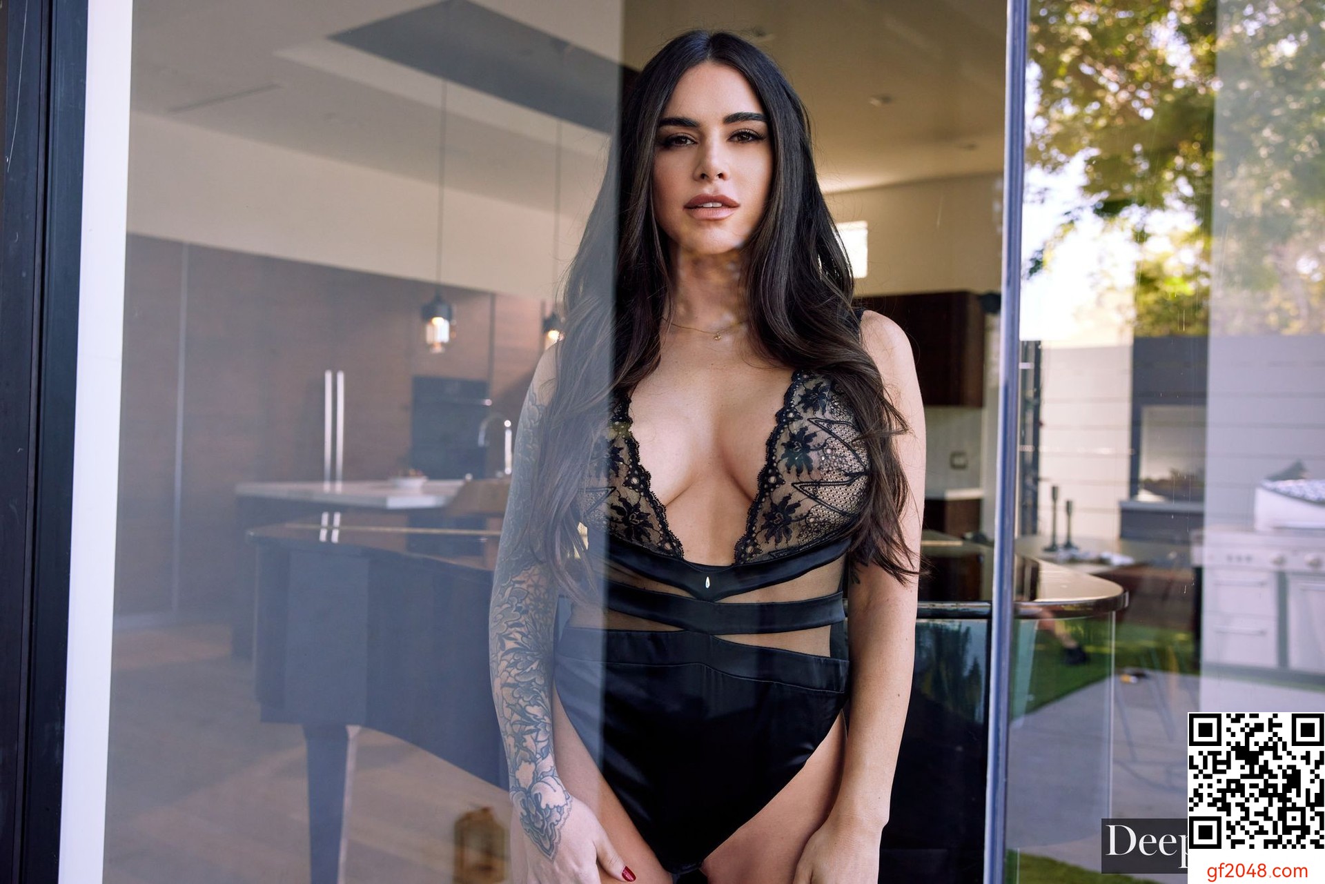 [Deeper] Suttin - Hot Mess - 78P