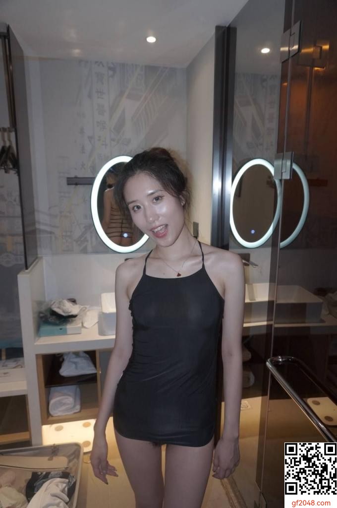 [露脸]极品大骚货,幼师彭恋雅,附带她学位证,人照合一估计现在她已为人妻,幼师果然玩的花[68P]