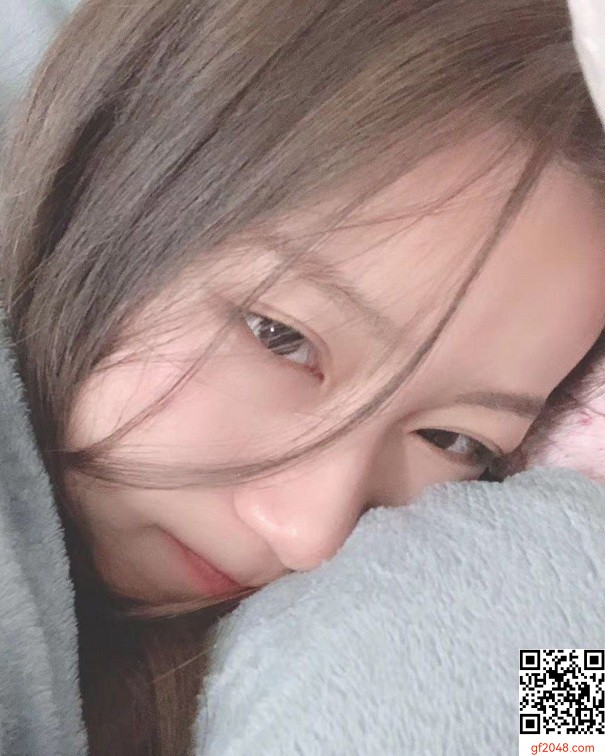 掰穴漏乳[20P]