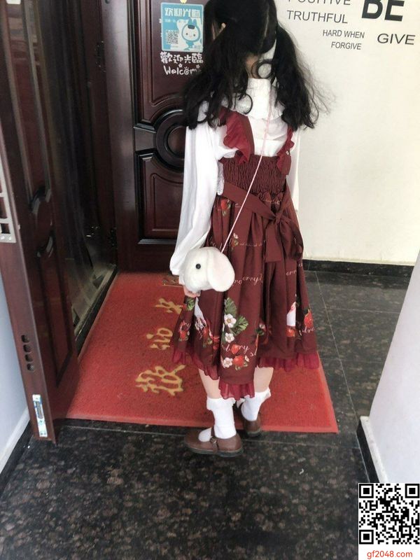 後入佳品大屁股  (10P)