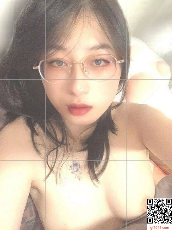 最騷的還是眼鏡妹妹  (14P)