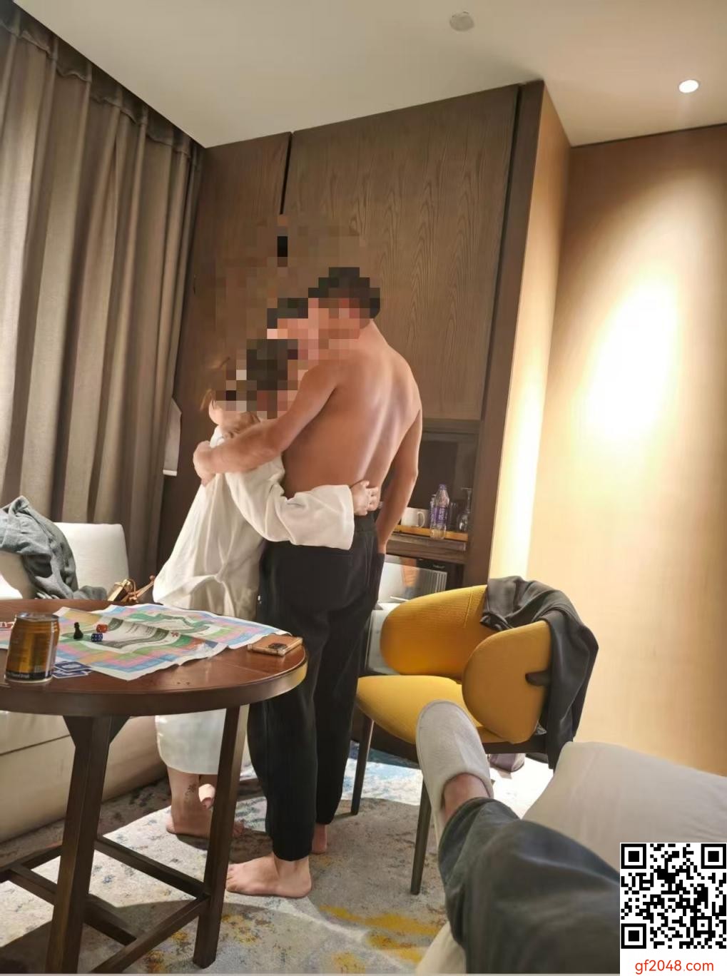 [原创]0371郑州地区白皙皮肤骚逼小嫂子鏖战两位大鸡巴单男，尽享快感极乐体验![20p]