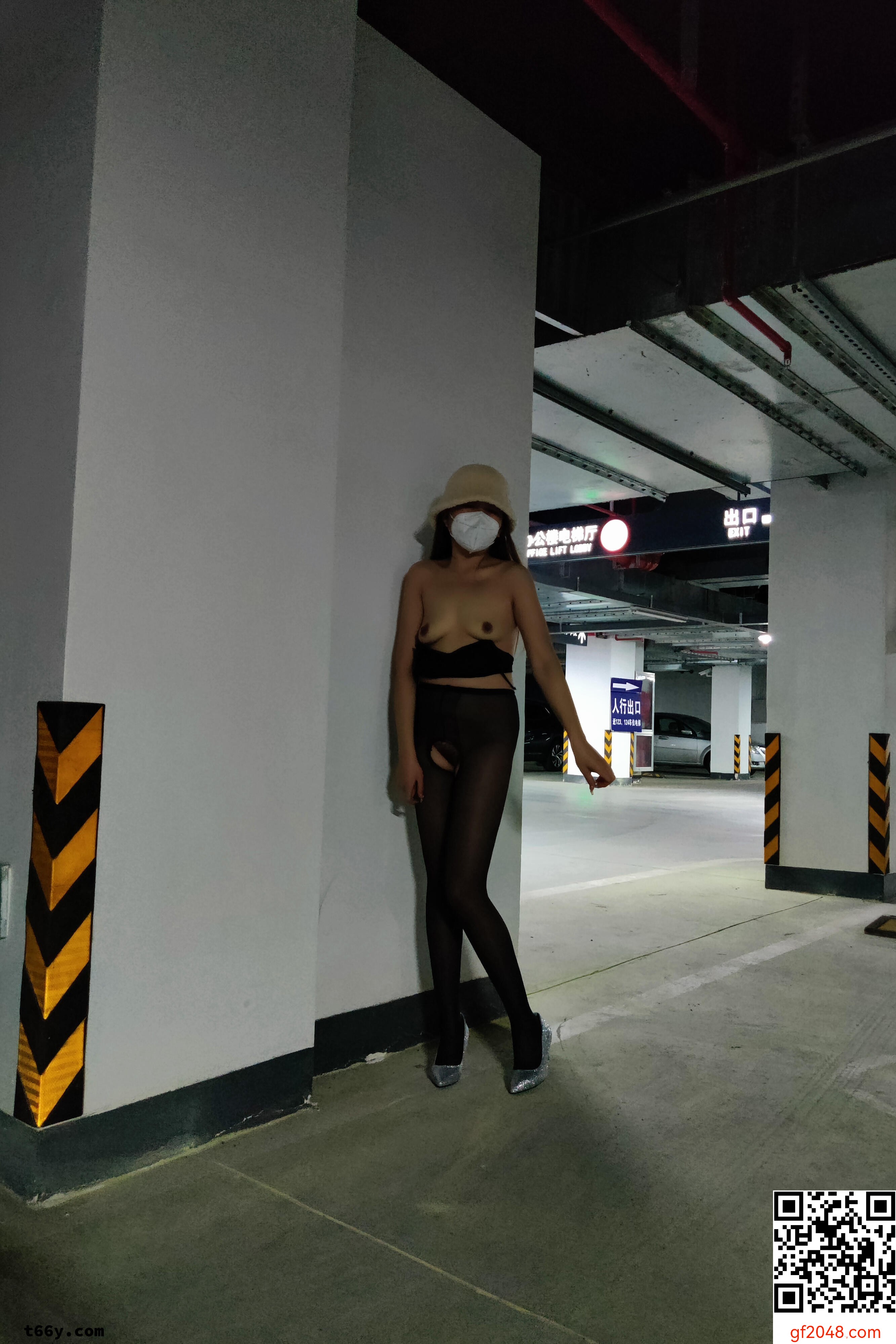 [原创]娇妻的大长腿之地下车库+男厕所双重露出刺激，最后回家内射！另寻单男！[48P]