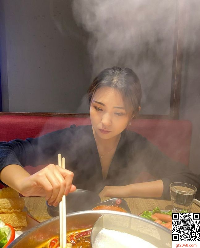 某傳媒大學校花  (27P)