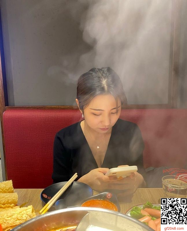 某傳媒大學校花  (27P)