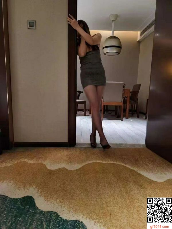 身邊的騷逼系列——第一次拍情趣照的廊坊27歲夢夢1V  (79P)