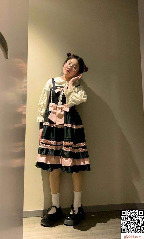 眼鏡妹妹  (12P)