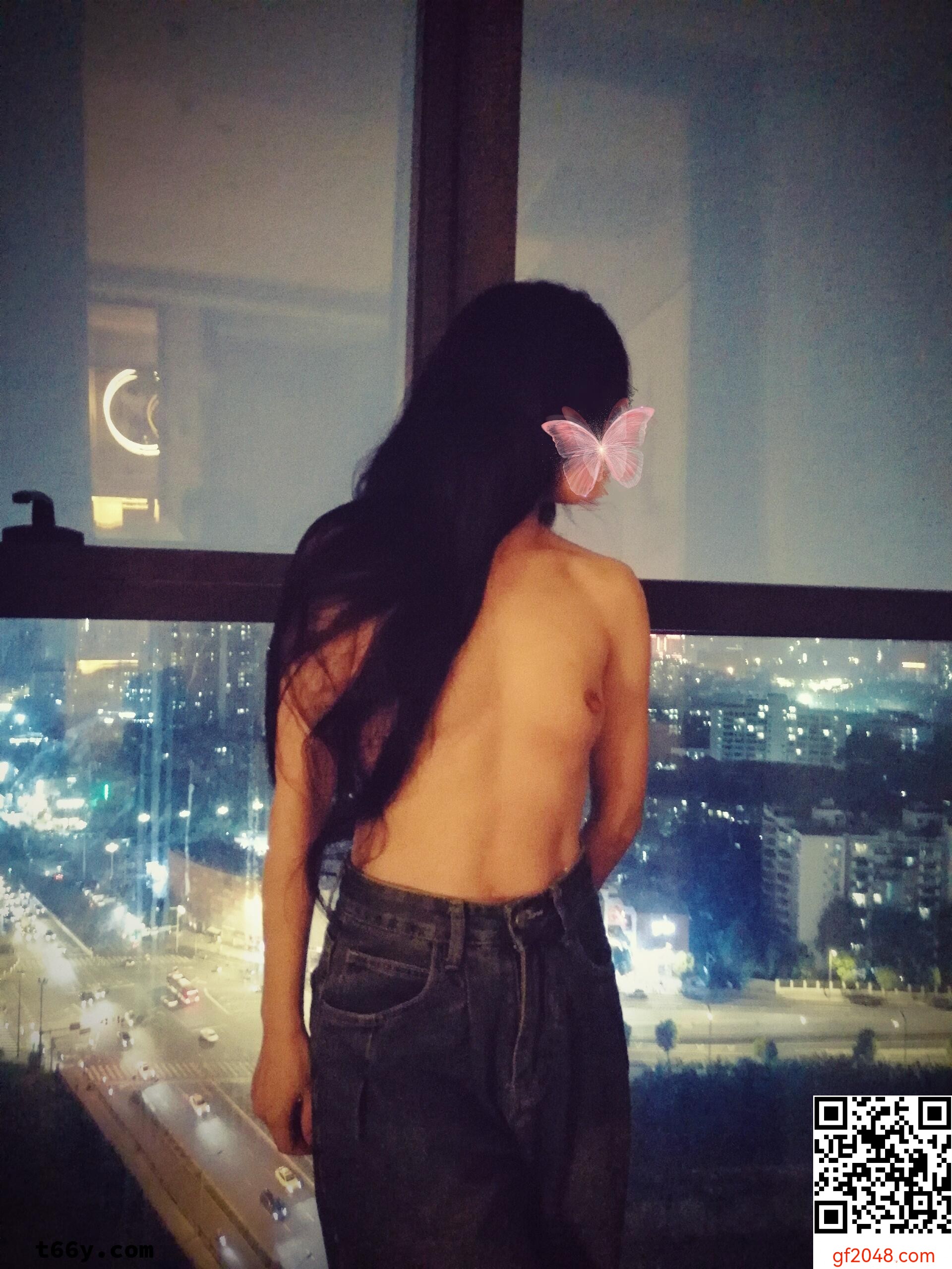 [原创 手势认证]中年夫人的风韵之展示她那熟透的身体，并熟练为你泄火技艺[33P]