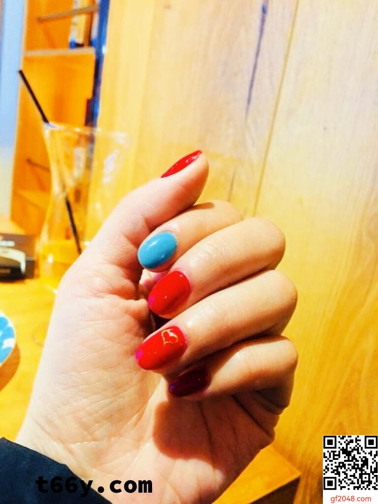 [原创 手势认证]中年夫人的风韵之展示她那熟透的身体，并熟练为你泄火技艺[33P]