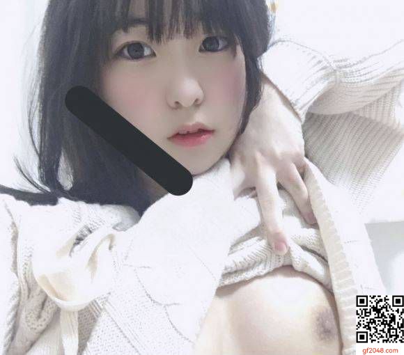 鮮嫩美少女愛自拍  (18P)