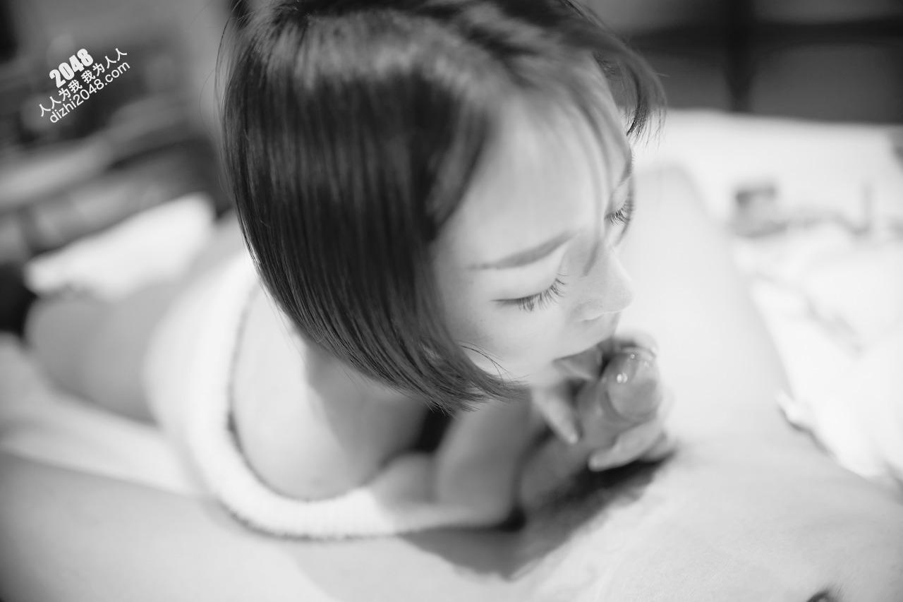 短发少女私拍［23P］
