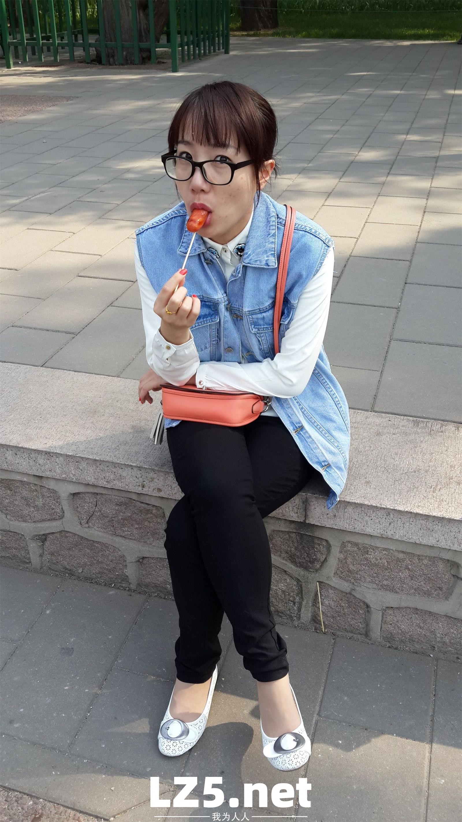 [露脸]偷情的女人水真多，肉棒都给抛光了，酒店约炮肥臀骚穴不容易满足[156P]