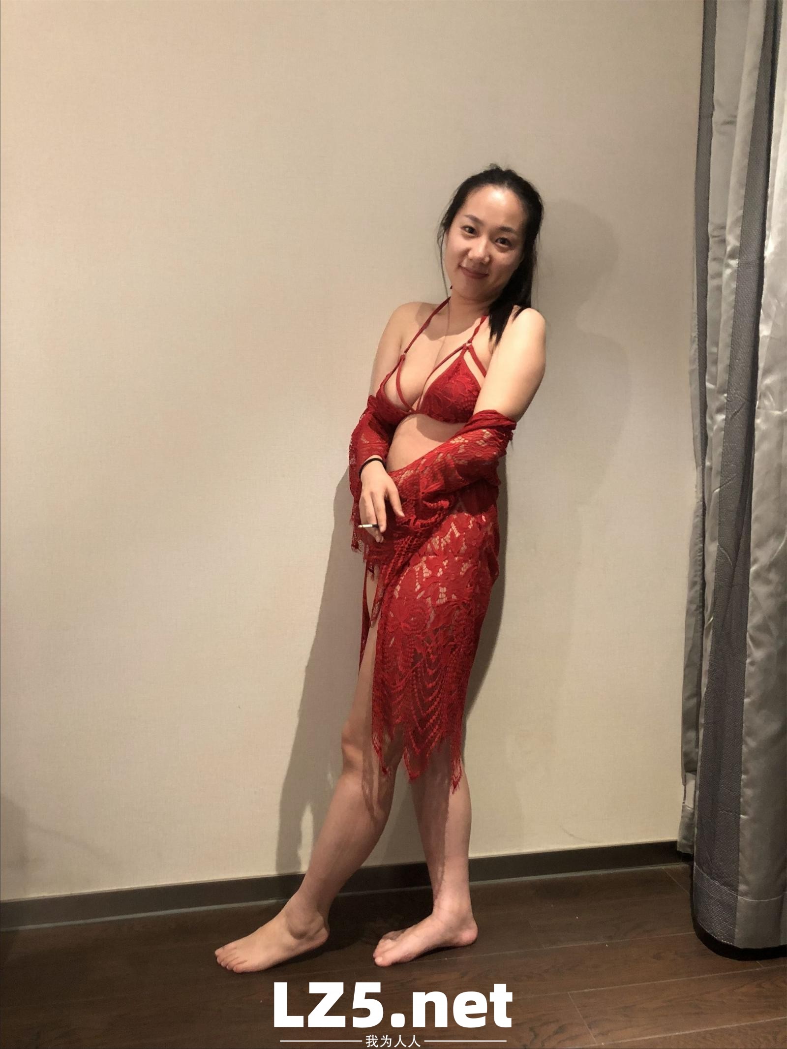 [露脸]偷情的女人水真多，肉棒都给抛光了，酒店约炮肥臀骚穴不容易满足[156P]