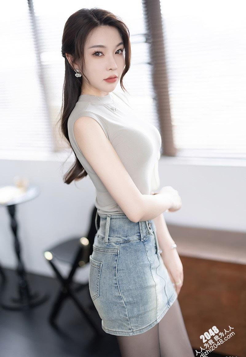 妹子成熟风【19P】