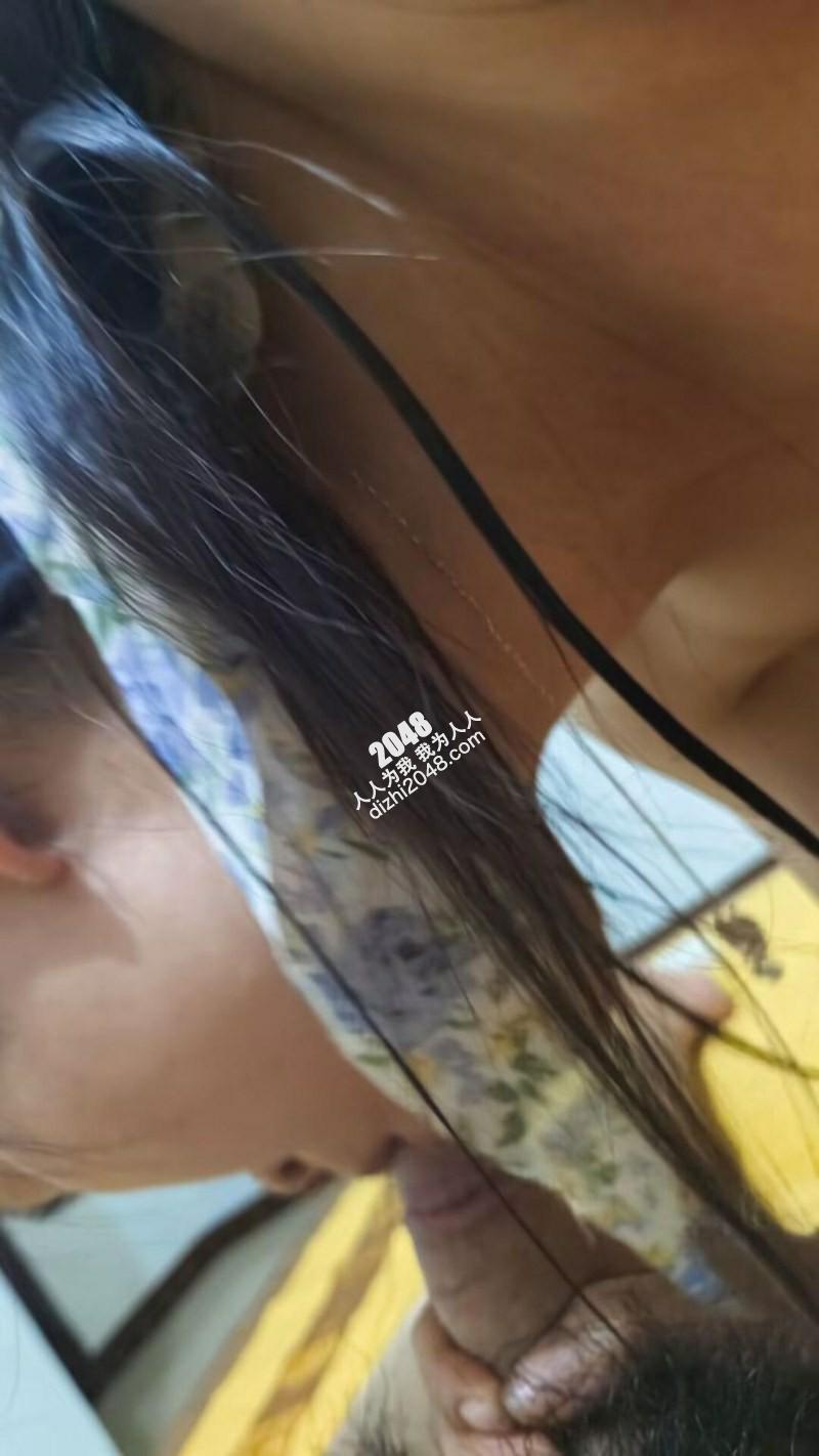 新認識的女網友～乳頭好大顆唷[23P]