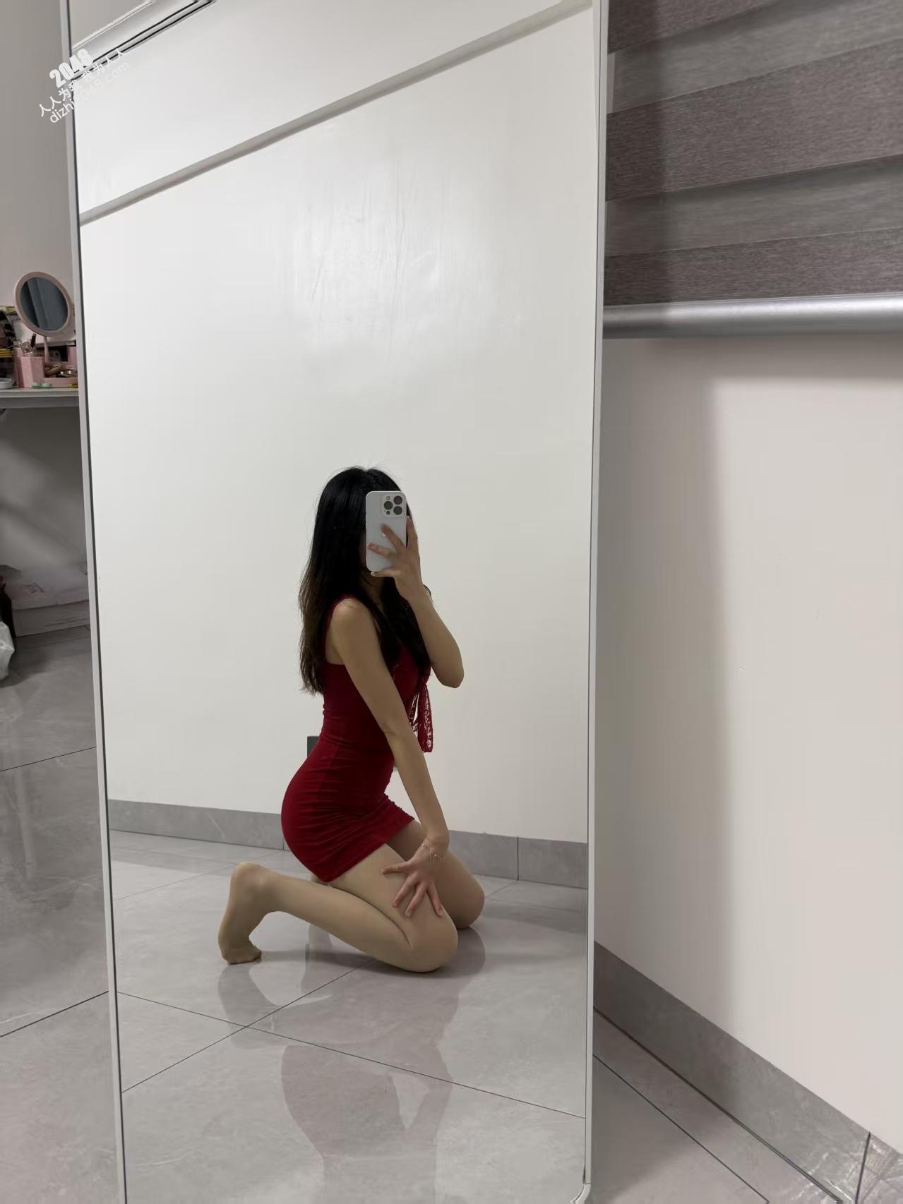 杨铃玉 肉丝玉足包臀裙【66P】