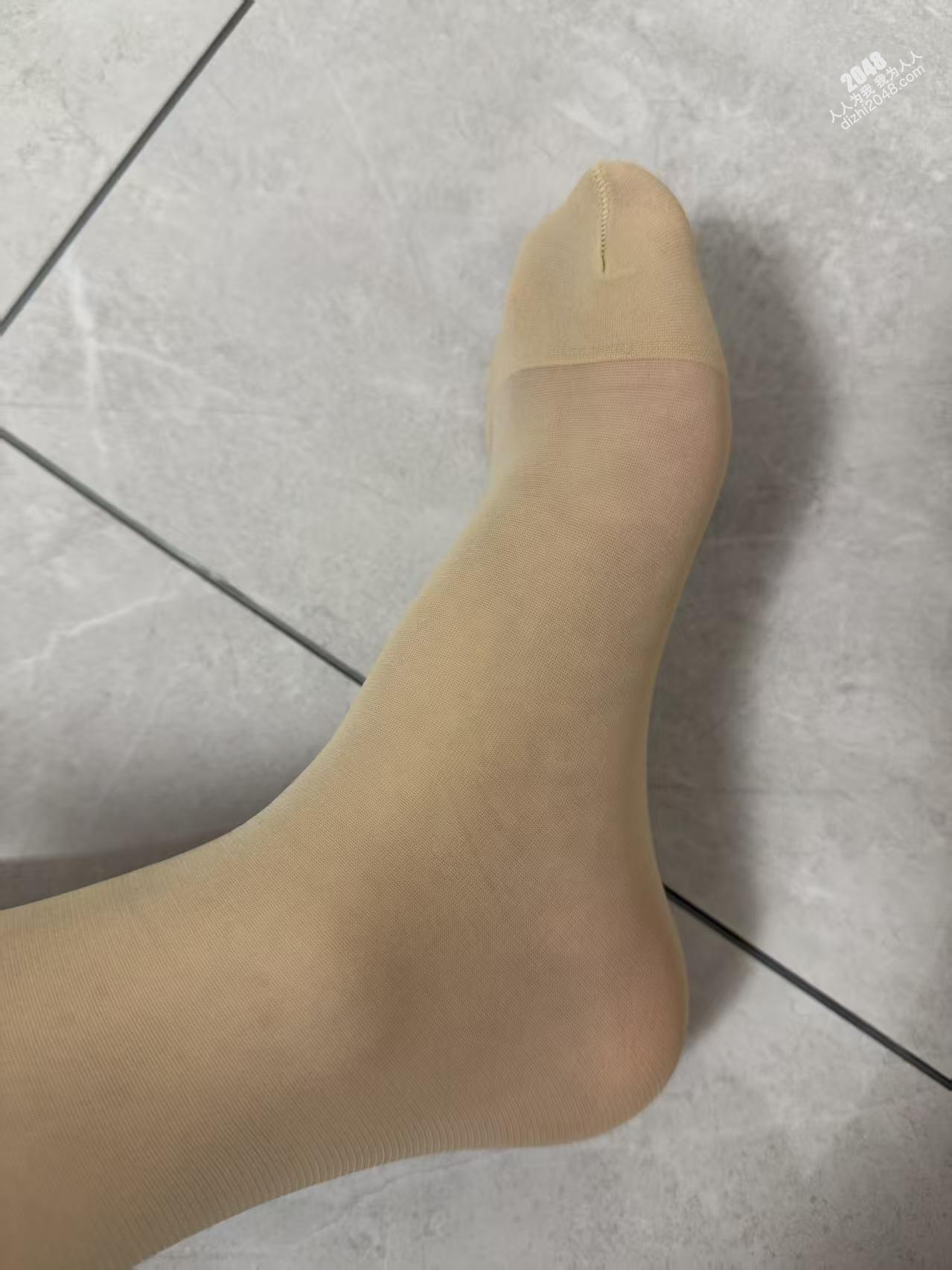 杨铃玉 肉丝玉足包臀裙【66P】