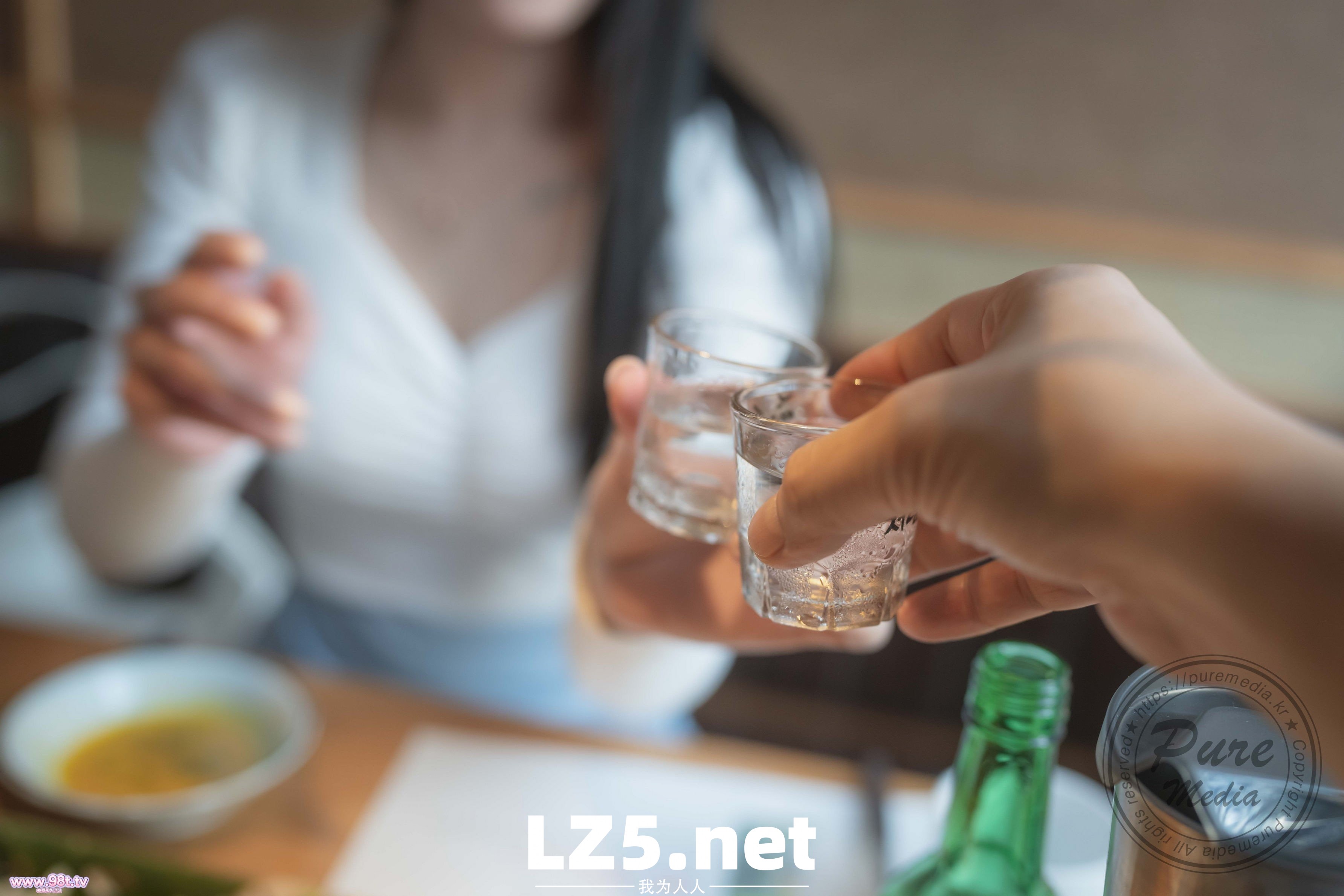 yeha女神姐姐委屈寂寞主动找我没想到被监禁[102P]