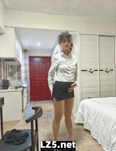 丰臀少妇放纵的一天[24P]