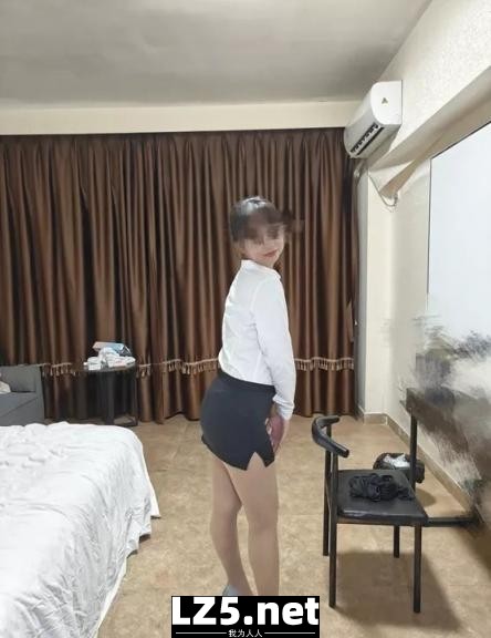 丰臀少妇放纵的一天[24P]