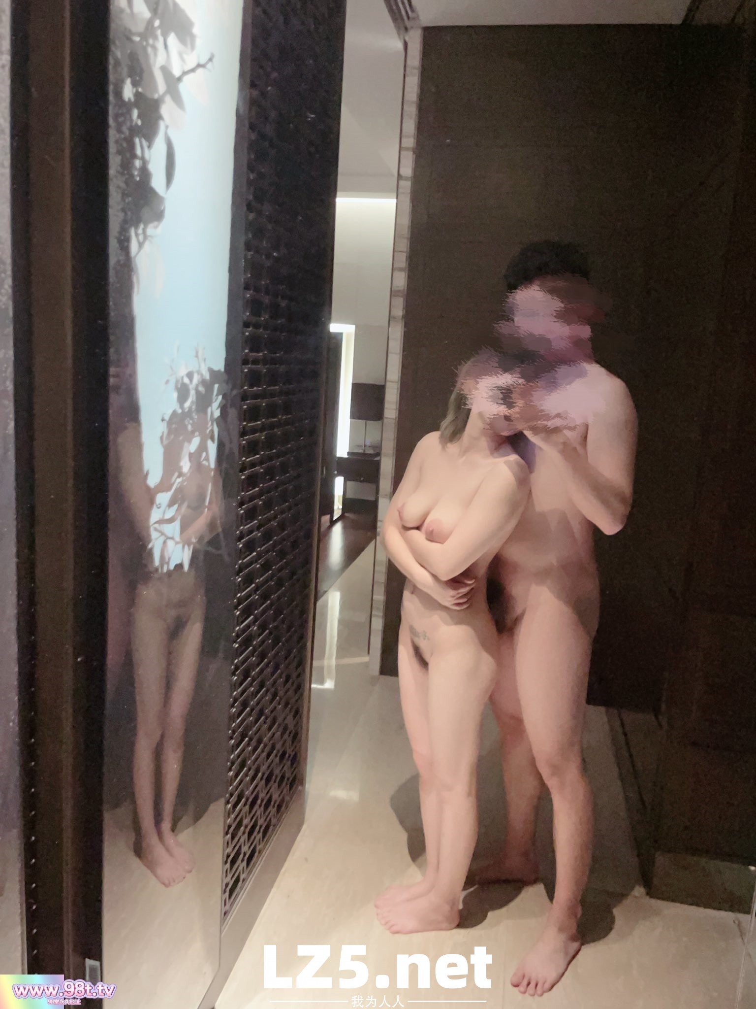 反差在校人妻教师[254P]