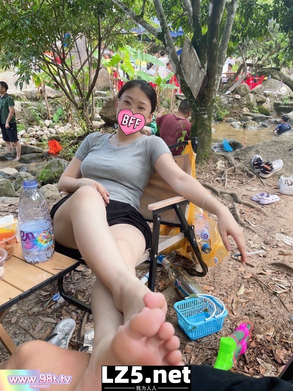 反差在校人妻教师[254P]