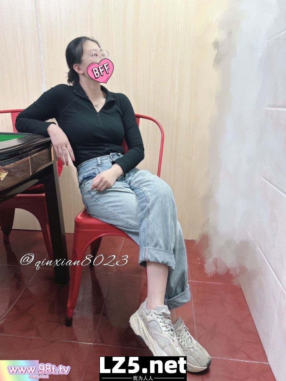 反差在校人妻教师[254P]