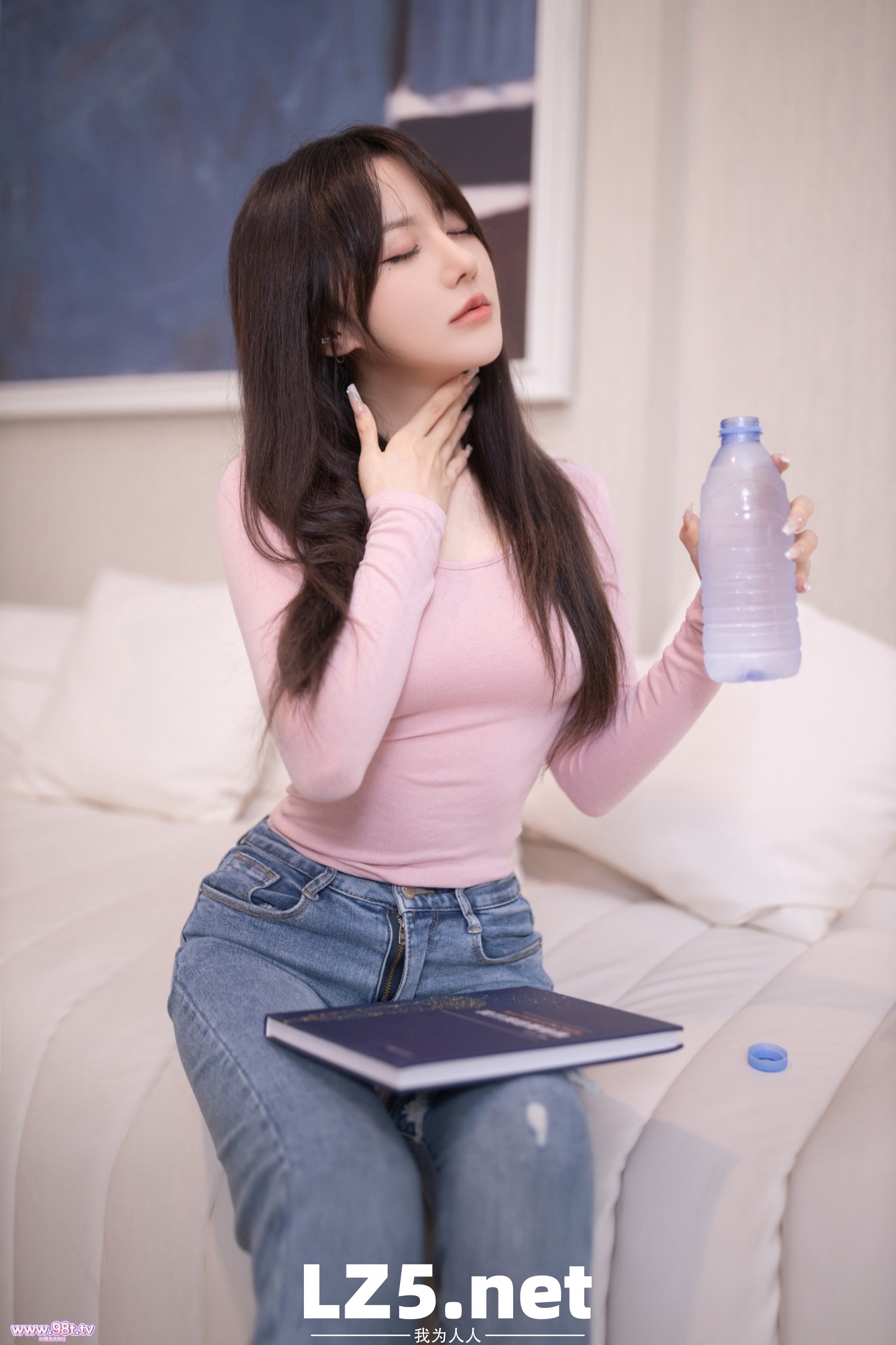 绝美女神着衣超透乳头阴唇清晰可见双女交合互舔互摸[132P]