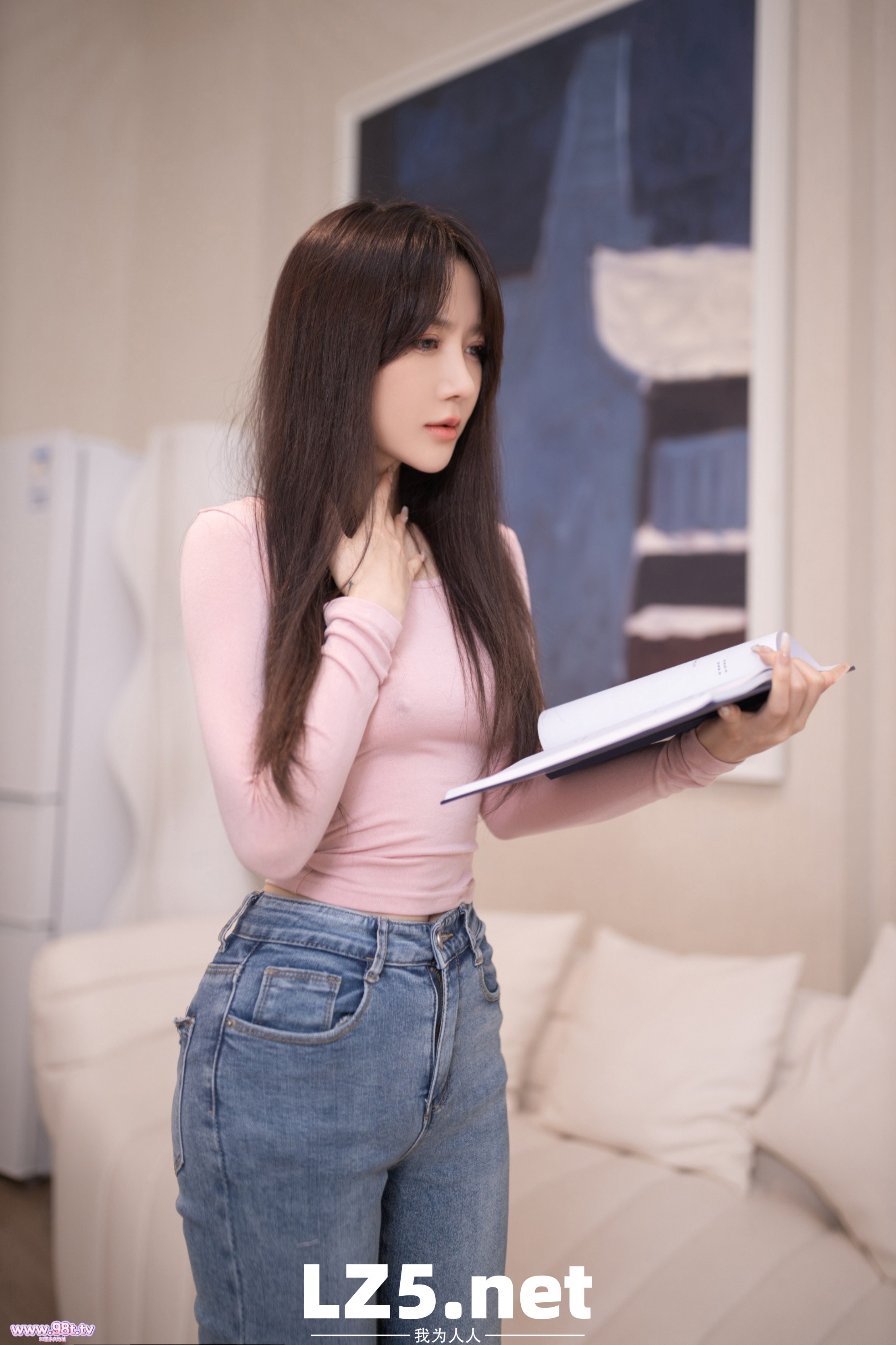 绝美女神着衣超透乳头阴唇清晰可见双女交合互舔互摸[132P]