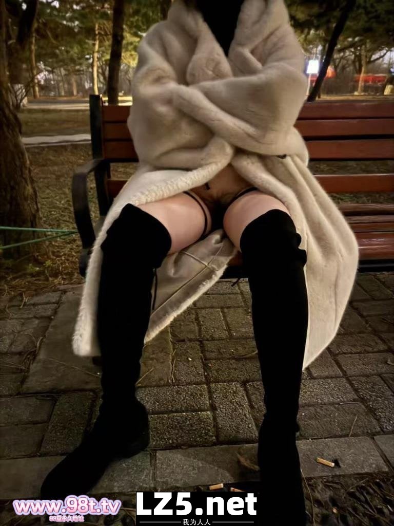 分享小嫂子2，特种猫深夜户外露出紧张的不得了哈[48P]