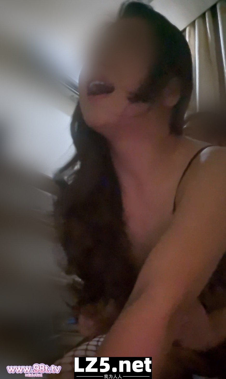 骚老婆12季-大波浪骚熟女微露脸骚货【27P+手势验证】