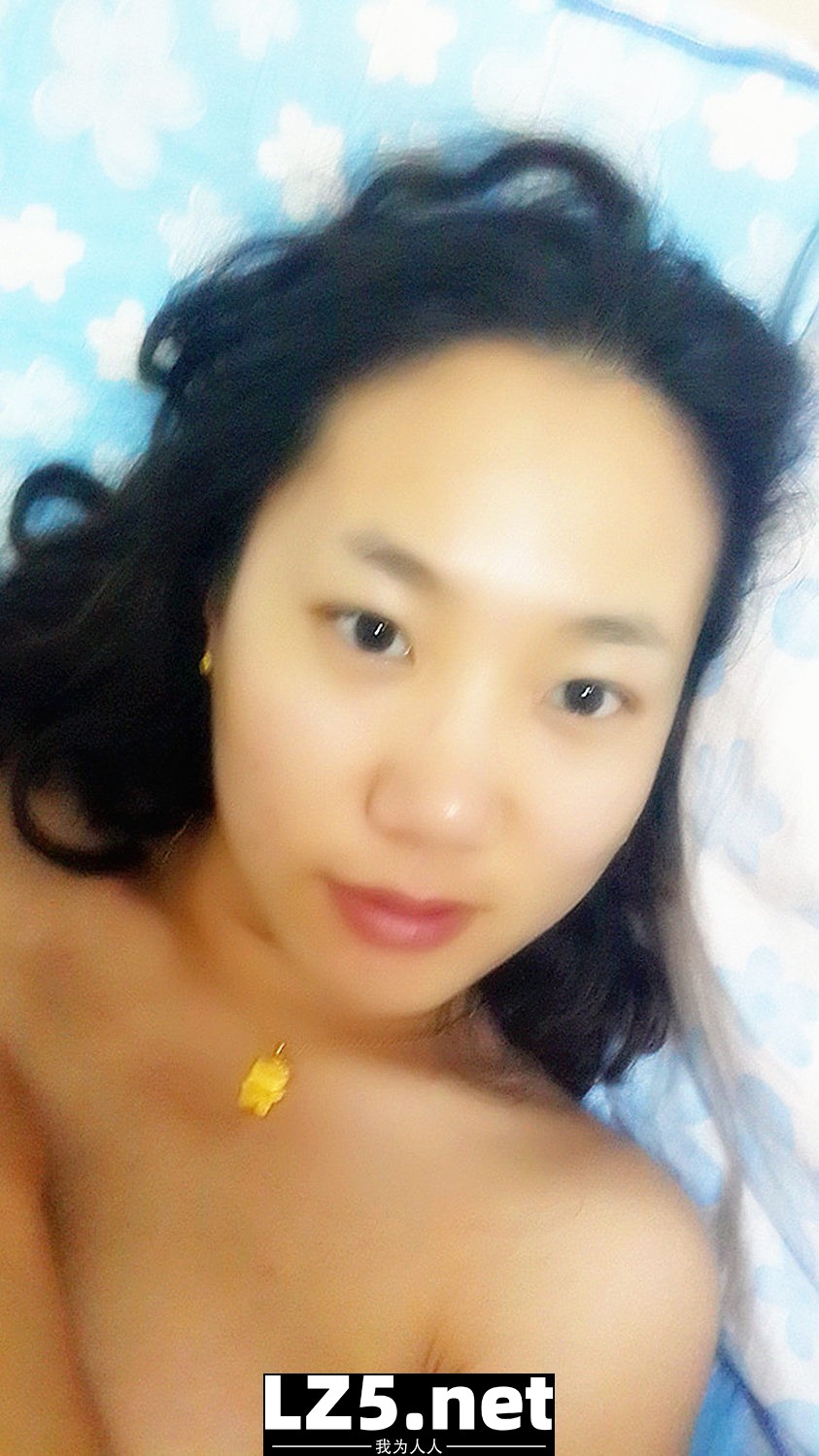美豔人妻劉珊,云盤海量私拍流出,十年淫片見證嬌娃騷化曆程  (438P)