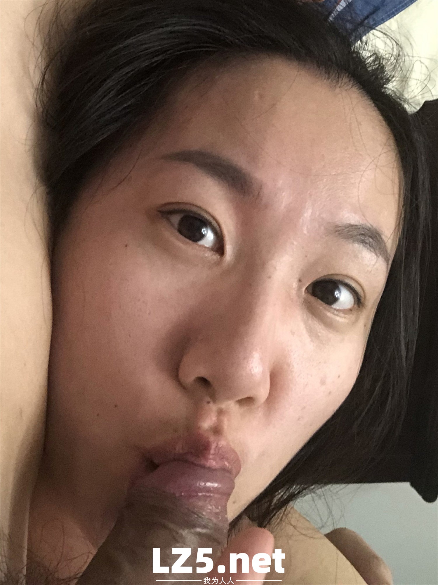 美豔人妻劉珊,云盤海量私拍流出,十年淫片見證嬌娃騷化曆程  (438P)
