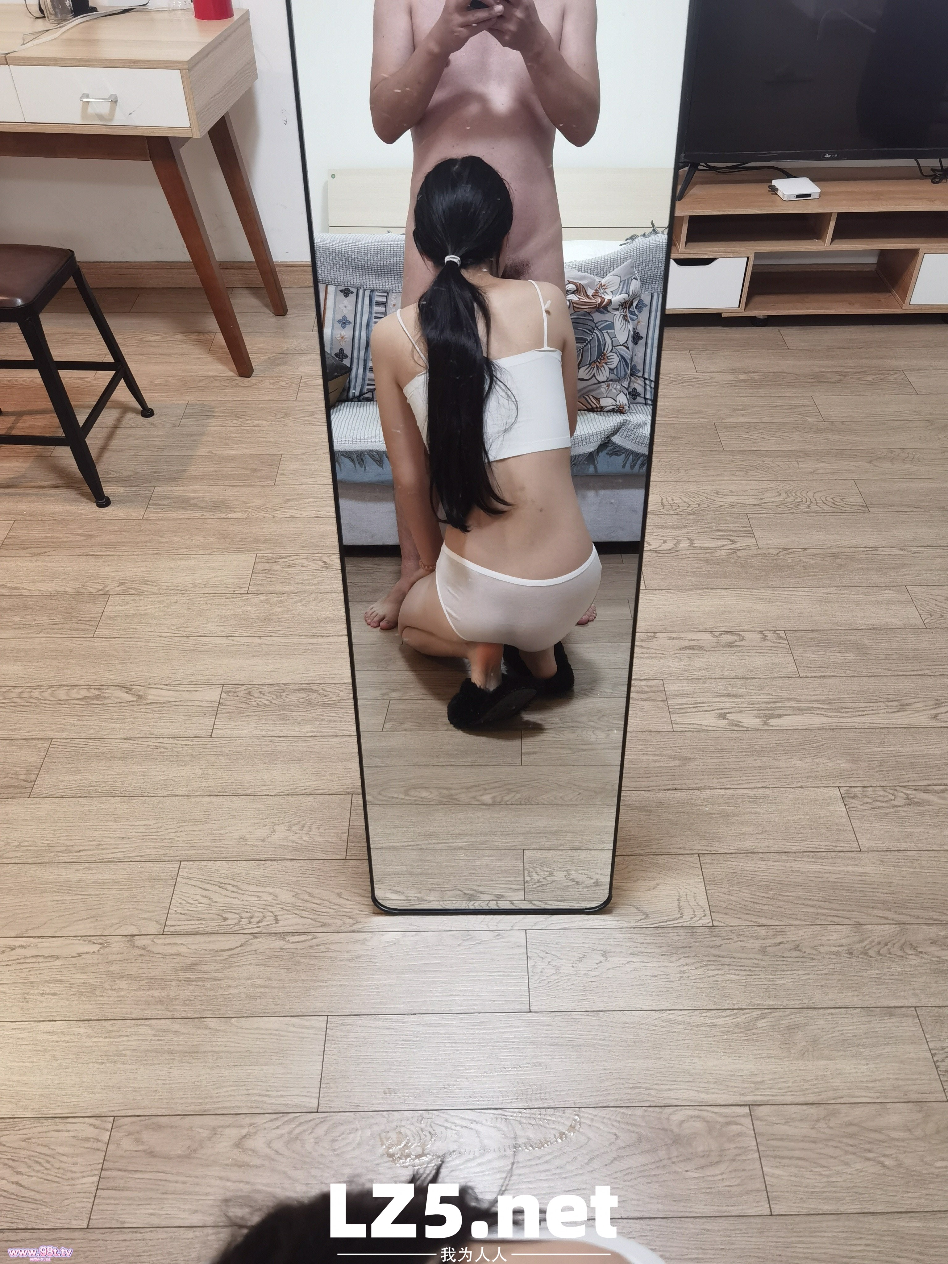 纯白吊带少女镜前口交【36P+手势验证】